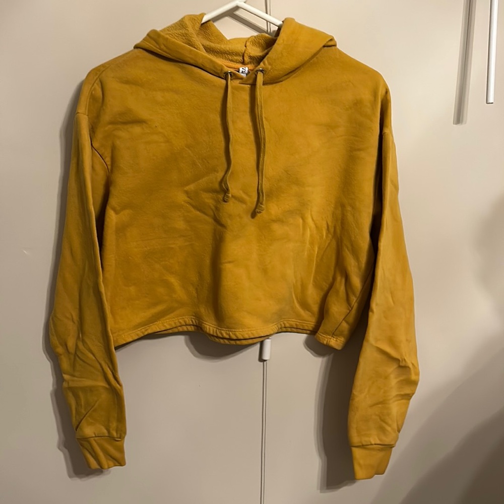 H&M basic mustard cropped hoodie longsleeve